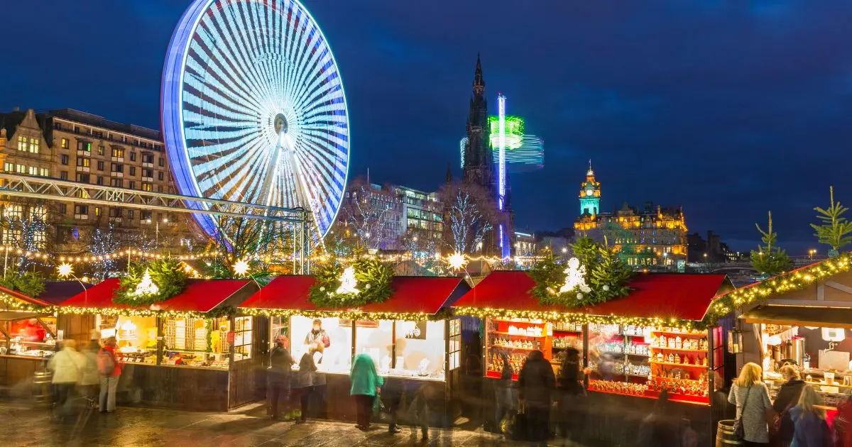 edinburgh at night