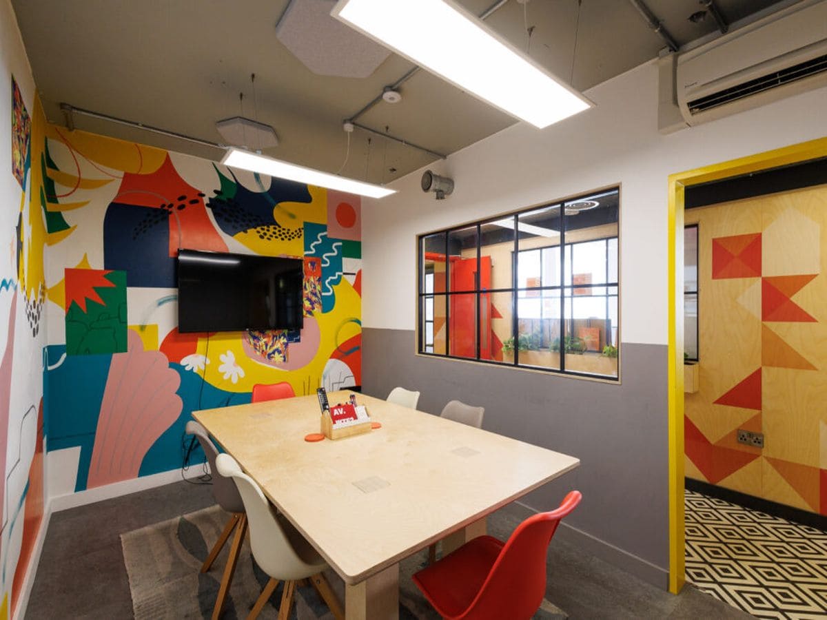 Tower Point Meeting Room Yellow 6 People